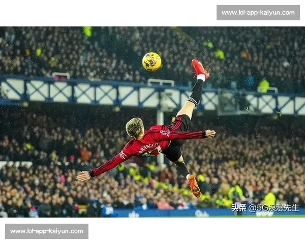 罗马诺确认加纳乔离队!曼联天才铁心留英超复仇新帅 罗马诺确认加纳乔离队!曼联天才铁心留英超复仇新帅