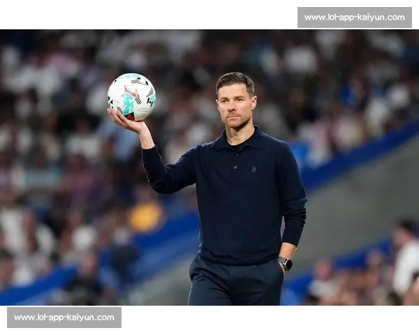 阿隆索首秀平局创尴尬纪录！皇马新帅成洛佩特吉后首位首战不胜教头