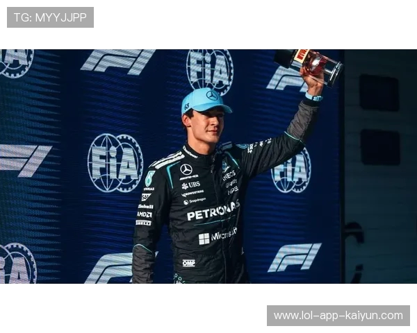 拉塞尔加拿大站背靠背杆位！赛季首杆 + 生涯第六冠